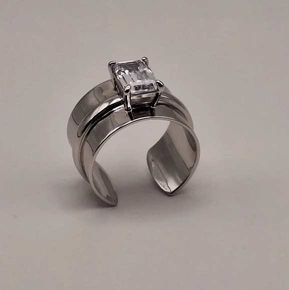 Diamonique x Lisa Freede Emerald-Cut Adjustable Cigar Band Ring–Silver Tone Sz 7 - Picture 11 of 12